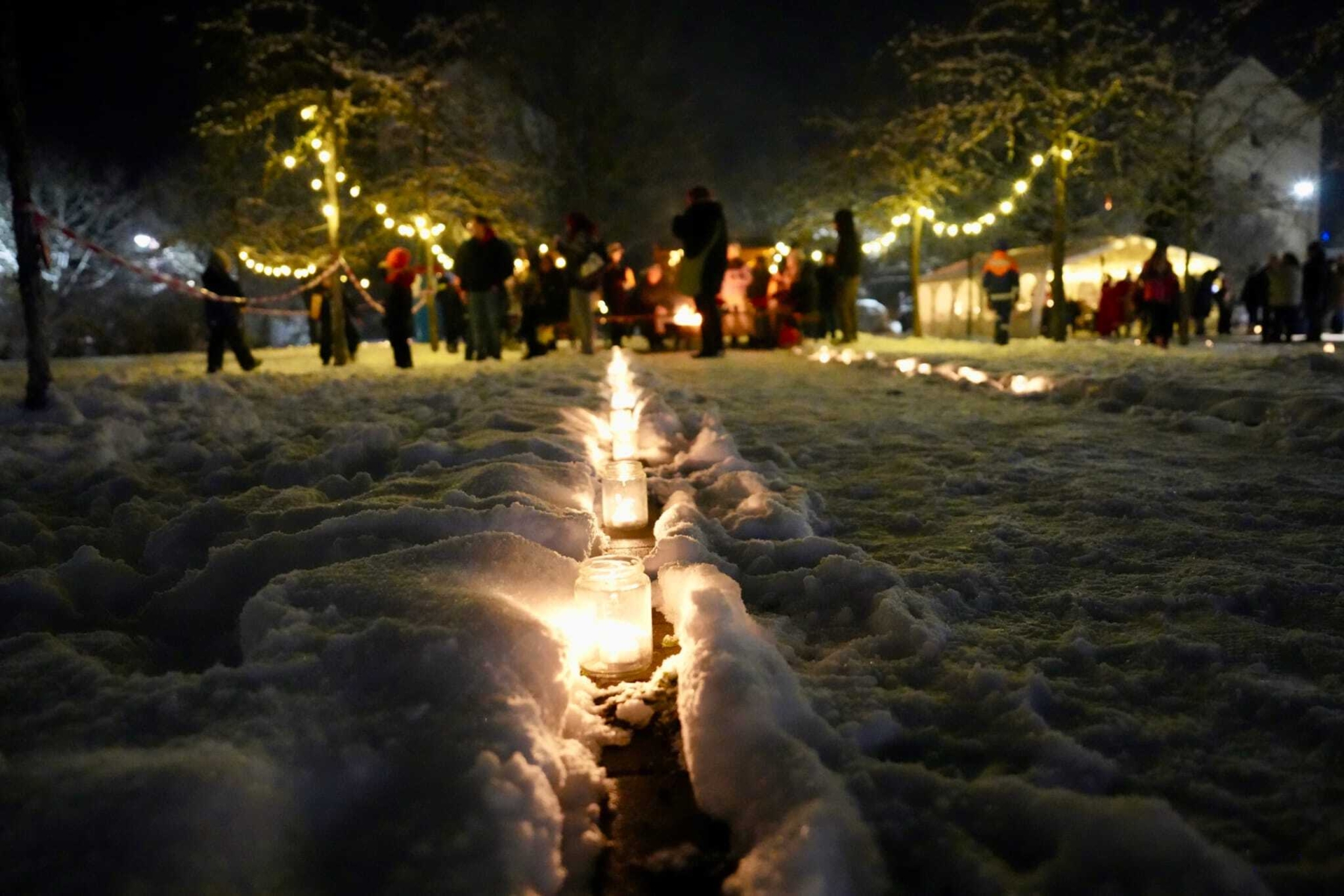 Bild: Adventslichterfest im Malerviertel