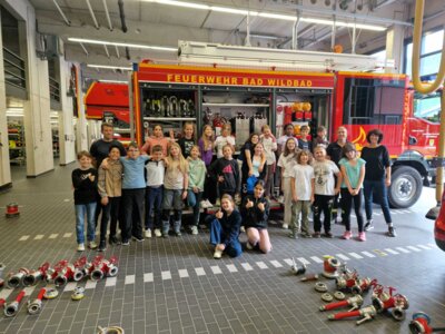 Foto des Albums: Feuerwehr Besuch Klasse 4 im SJ 2023/2024