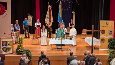 Gottesdienst  (Bild vergr&ouml;&szlig;ern)