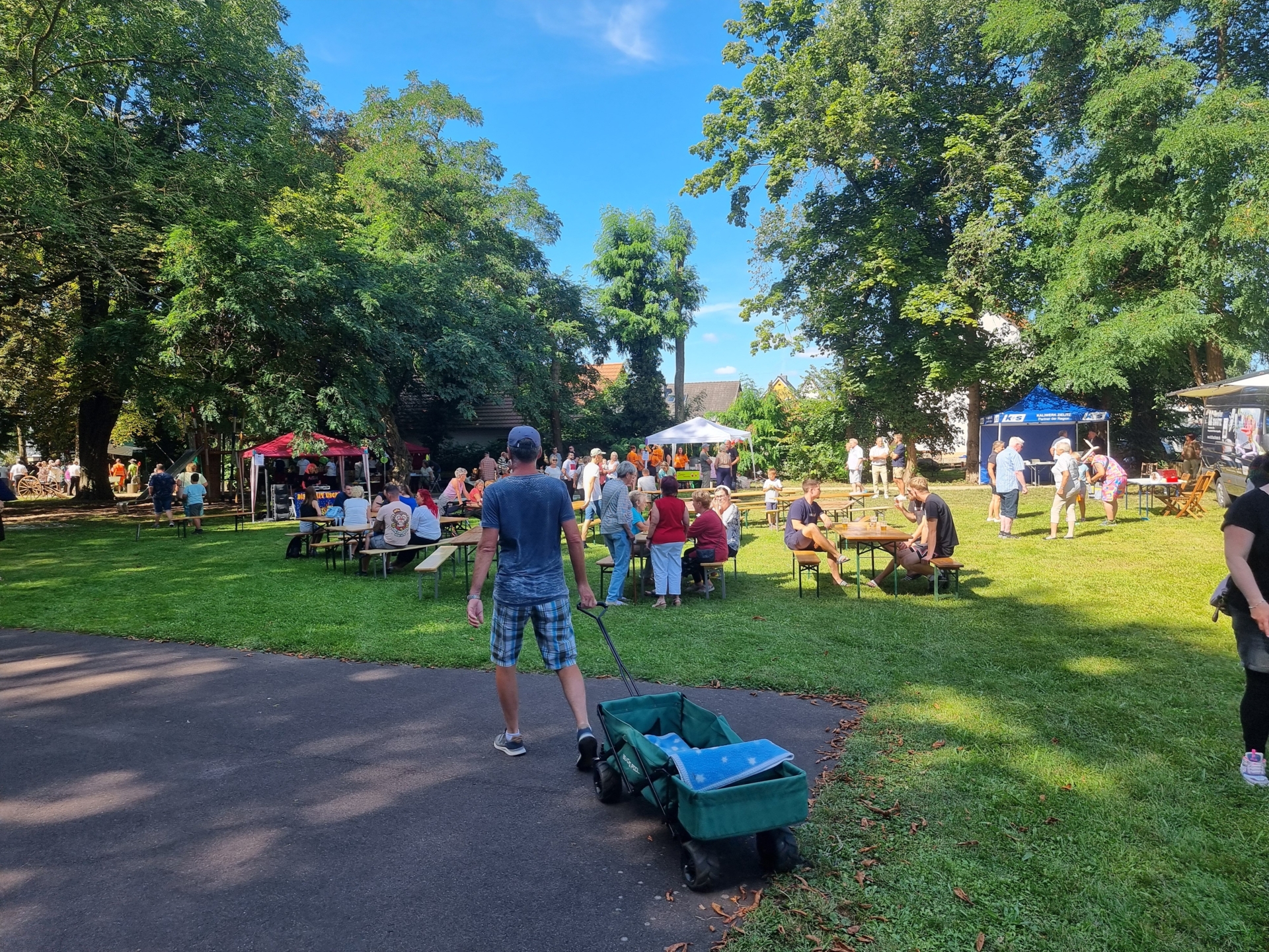 Bild: Fest der Vereine Park Schricke