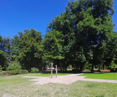 Fotoalbum Urnengemeinschaftsanlage Genthiner Hauptfriedhof