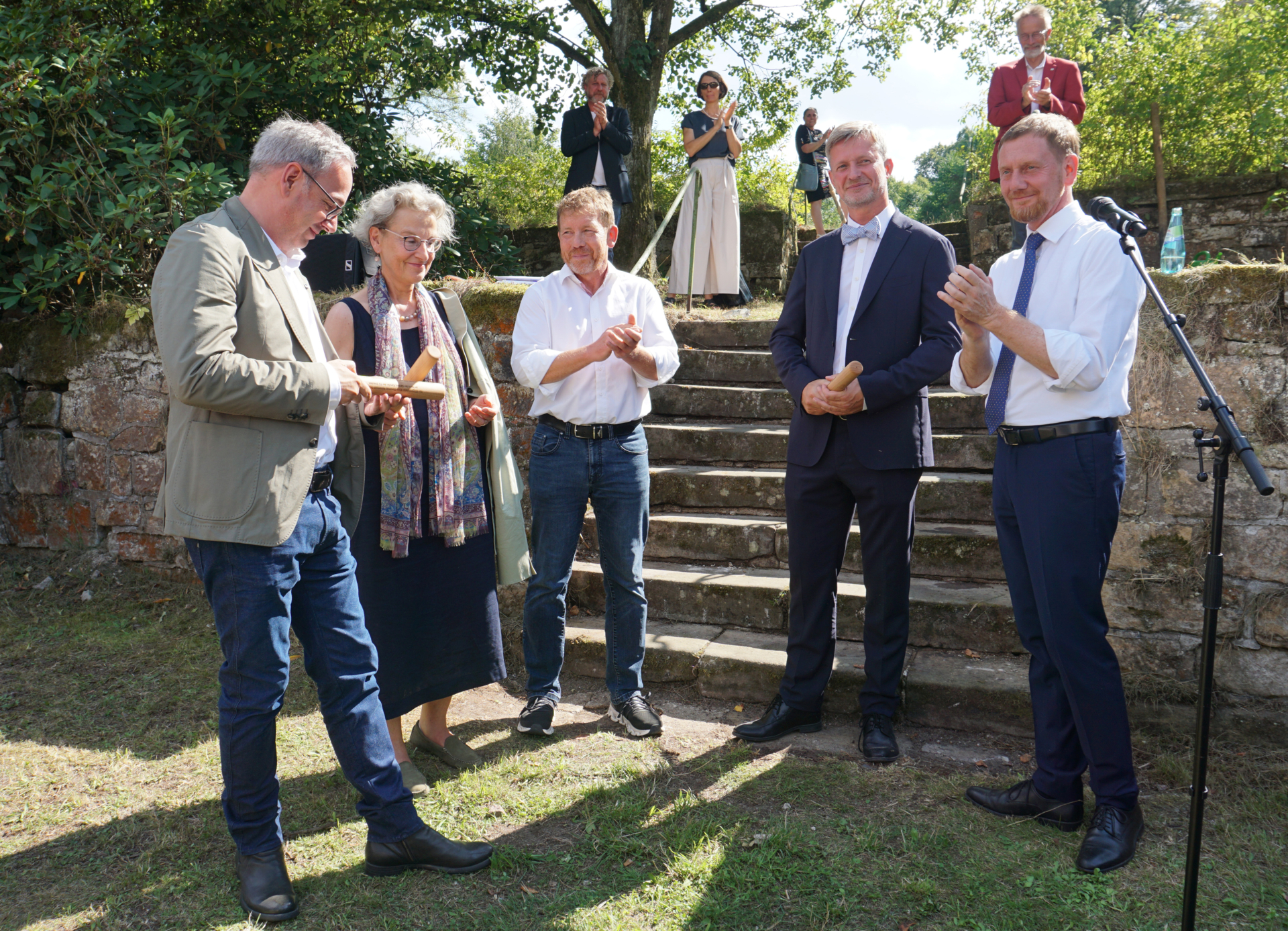 Bild: Staffelstabübergabe Stadt Tharandt an die TU Dresden