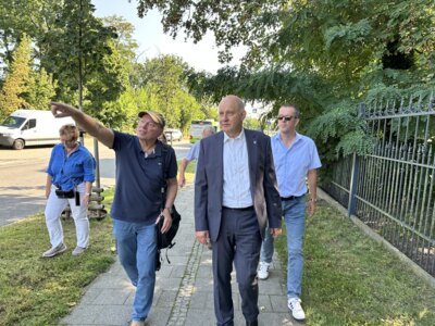 Fotoalbum Landrat auf Tour - Ortsbesuch von Roger Lewandowski in Dallgow-Döberitz 2024