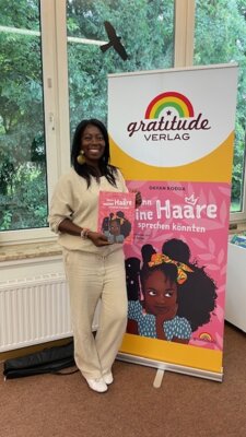 Foto des Albums: Pressebericht: Lesung mit der Autorin und Verlagsgründerin Dayan Kodua zum Thema Toleranz und Respekt