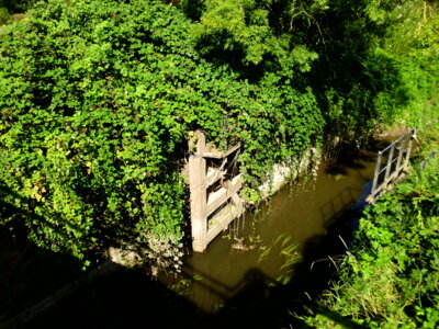 Alte Schleuse  (Bild vergr&ouml;&szlig;ern)
