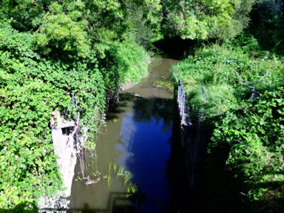 Alte Schleuse  (Bild vergr&ouml;&szlig;ern)