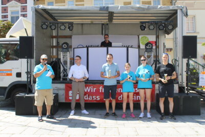 Vorschaubild: Stadtmeister im Schach wurden: (v. r. n. l.): Stadtmeister - Jens Schmidt; beste Jugendliche - Sophia Scheiding; beste Schülerin - Victoria Sniegowski; bester Amateur - Tom Rosenhain.