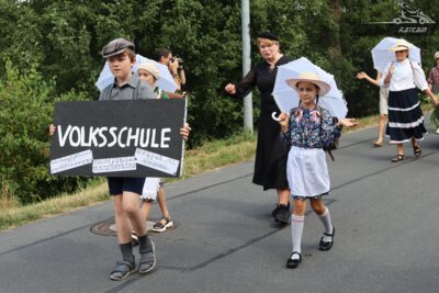 Volksschule  (Bild vergr&ouml;&szlig;ern)