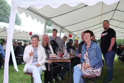 Foto des Albums: Tanz im Mai 2024