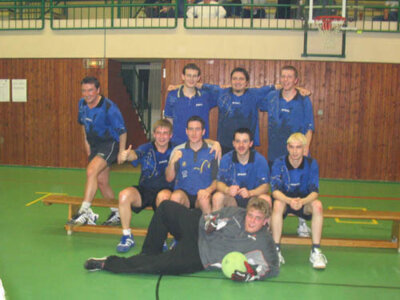 Mitternachtsturnier2004 33  (Bild vergr&ouml;&szlig;ern)
