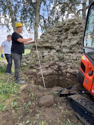 Foto des Albums: Sanierung Burgruine „Kuhburg“ Wüsten Vahrnow