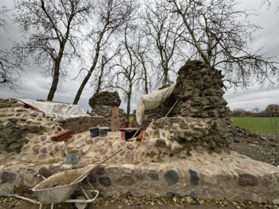 Foto des Albums: Sanierung Burgruine „Kuhburg“ Wüsten Vahrnow