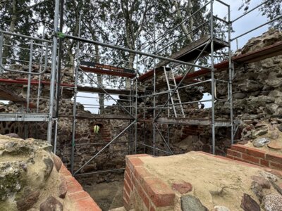 Foto des Albums: Sanierung Burgruine „Kuhburg“ Wüsten Vahrnow