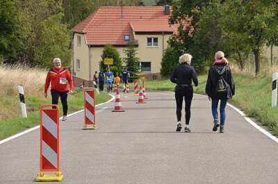 Foto des Albums: Fotos von LAUFEN FÜR WASSER 2022