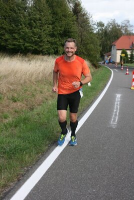 Foto des Albums: Fotos von LAUFEN FÜR WASSER 2022