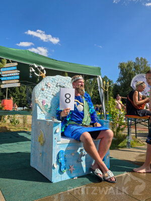 Foto des Albums: Neptunfest 2024 mit Sprungkunst und Schaumparadies