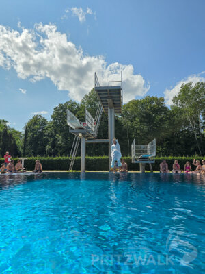 Foto des Albums: Neptunfest 2024 mit Sprungkunst und Schaumparadies