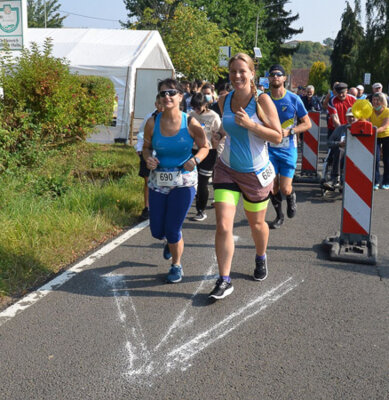 Foto des Albums: Fotos zu LAUFEN FÜR WASSER 2021