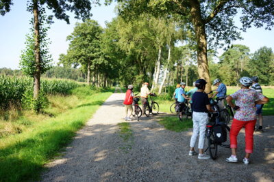 Bei Rodenbostel  (Bild vergr&ouml;&szlig;ern)