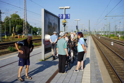 Han-Nordstadt - Wo ist der Zug  (Bild vergr&ouml;&szlig;ern)