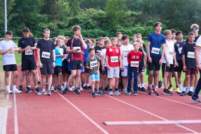 Foto des Albums: Flutlichtlauf 2024 (07. 09. 2024)