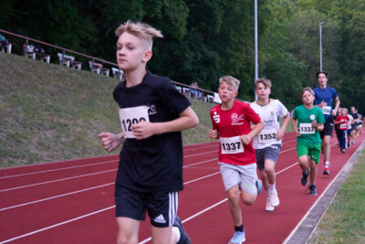 Foto des Albums: Flutlichtlauf 2024 (07. 09. 2024)