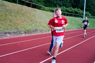 Foto des Albums: Flutlichtlauf 2024 (07. 09. 2024)