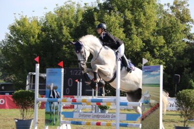 Lorea Lehmann mit Colossus  (Bild vergr&ouml;&szlig;ern)