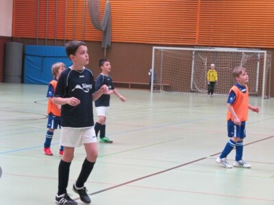 Spieltag2012 17  (Bild vergr&ouml;&szlig;ern)