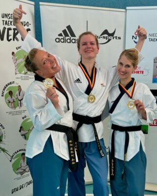 Vorschaubild: 13 Senior 2 Team  GOLD2