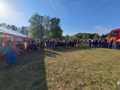 Foto des Albums: Nachtwanderung der Jugendfeuerwehren