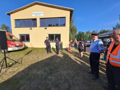 Foto des Albums: Nachtwanderung der Jugendfeuerwehren