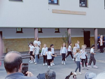 Foto des Albums: Schulfest zum 70.Jubiläum