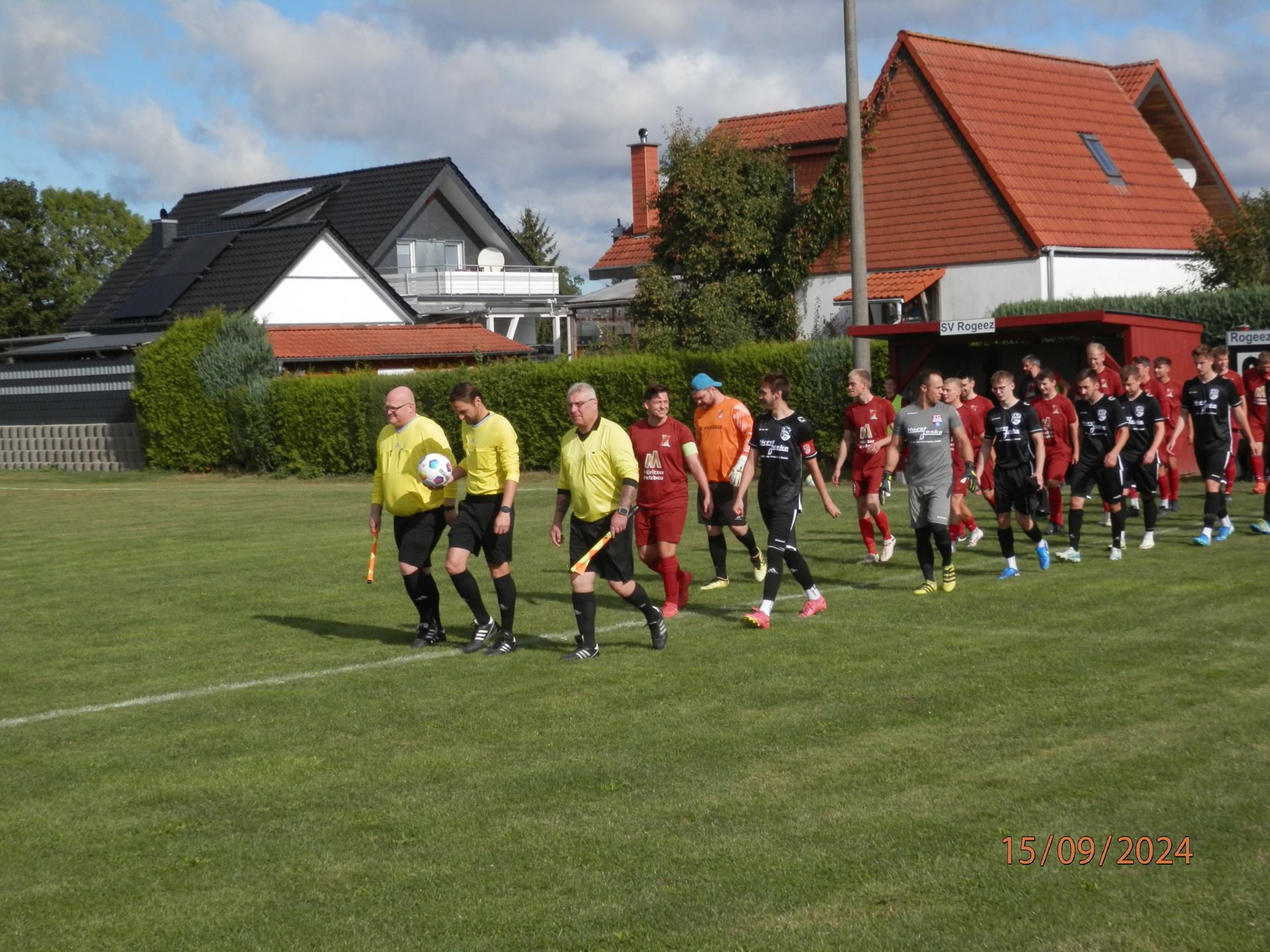 Bild: FC Seenland zu Gast beim SV Rogeez.