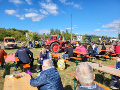 Foto des Albums: Die Sadenbecker feierten ihr 600-jähriges Ortsjubiläum