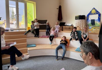Foto des Albums: Lesenachmittag für Kinder mit Kaffeeklatsch