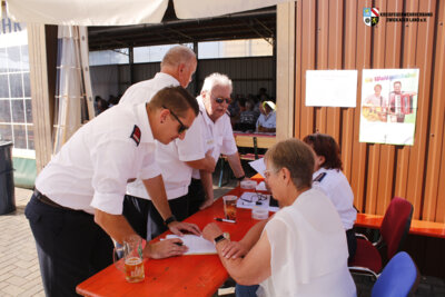 Foto des Albums: 9. Kreisfeuerwehrtag in Trünzig (Samstag Treffen der Alters,-Ehrenkameraden)