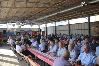 Foto des Albums: 9. Kreisfeuerwehrtag in Trünzig (Samstag Treffen der Alters,-Ehrenkameraden)
