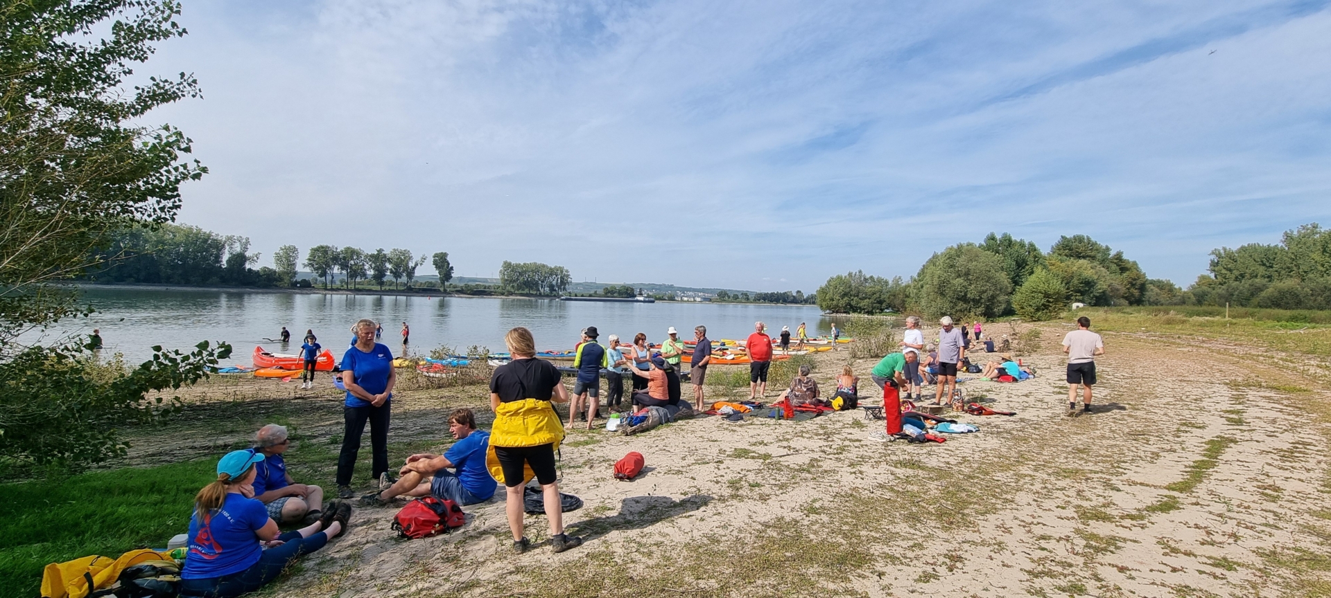 Bild: Rast auf der Insel Langenau