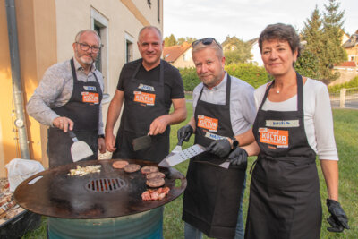 Foto des Albums: Burgergrillen