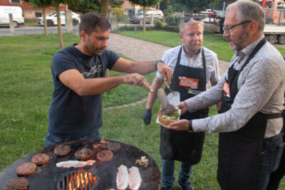Foto des Albums: Burgergrillen