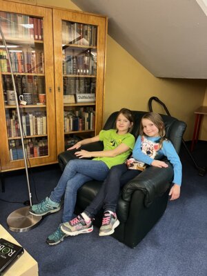 Foto des Albums: Besuch in der Stadtbibliothek, Klasse 2
