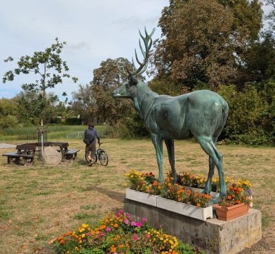 Bild: 26 Der Bronzehirsch