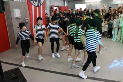 Foto des Albums: Leuchtturmfest 2024 - Auftritt Tanzgruppe