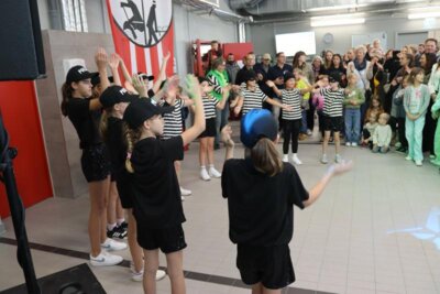Foto des Albums: Leuchtturmfest 2024 - Auftritt Tanzgruppe