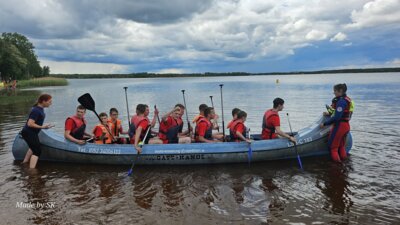 unsere Gruppe beim Drachenbootrennen  (Bild vergr&ouml;&szlig;ern)