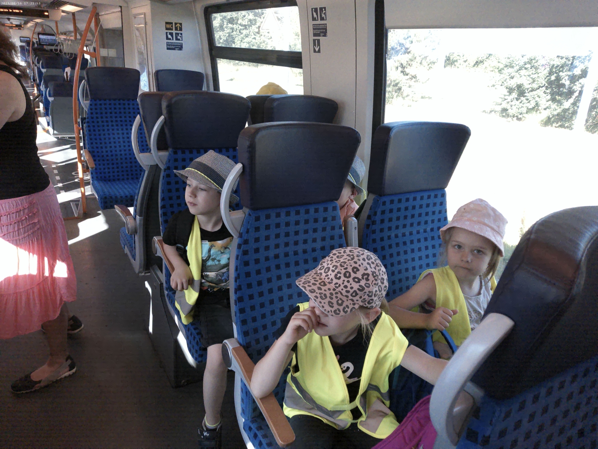 Bild: Los geht unsere Reise mit der Bahn.