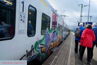 Bhf Haste - ab nach Hause  (Bild vergr&ouml;&szlig;ern)