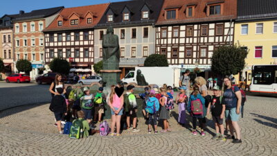 Foto des Albums: Wandertag Klasse 2 Besuch der Kirche in Schmölln
