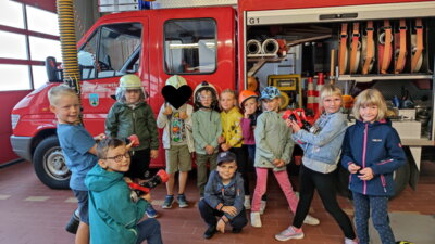 Foto des Albums: Besuch Feuerwehr Klasse 2